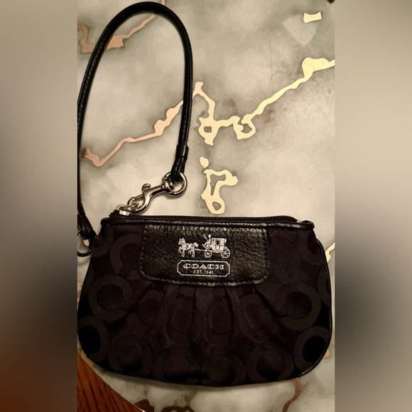Coach Signature Black Wristlet - Picture 1 of 5